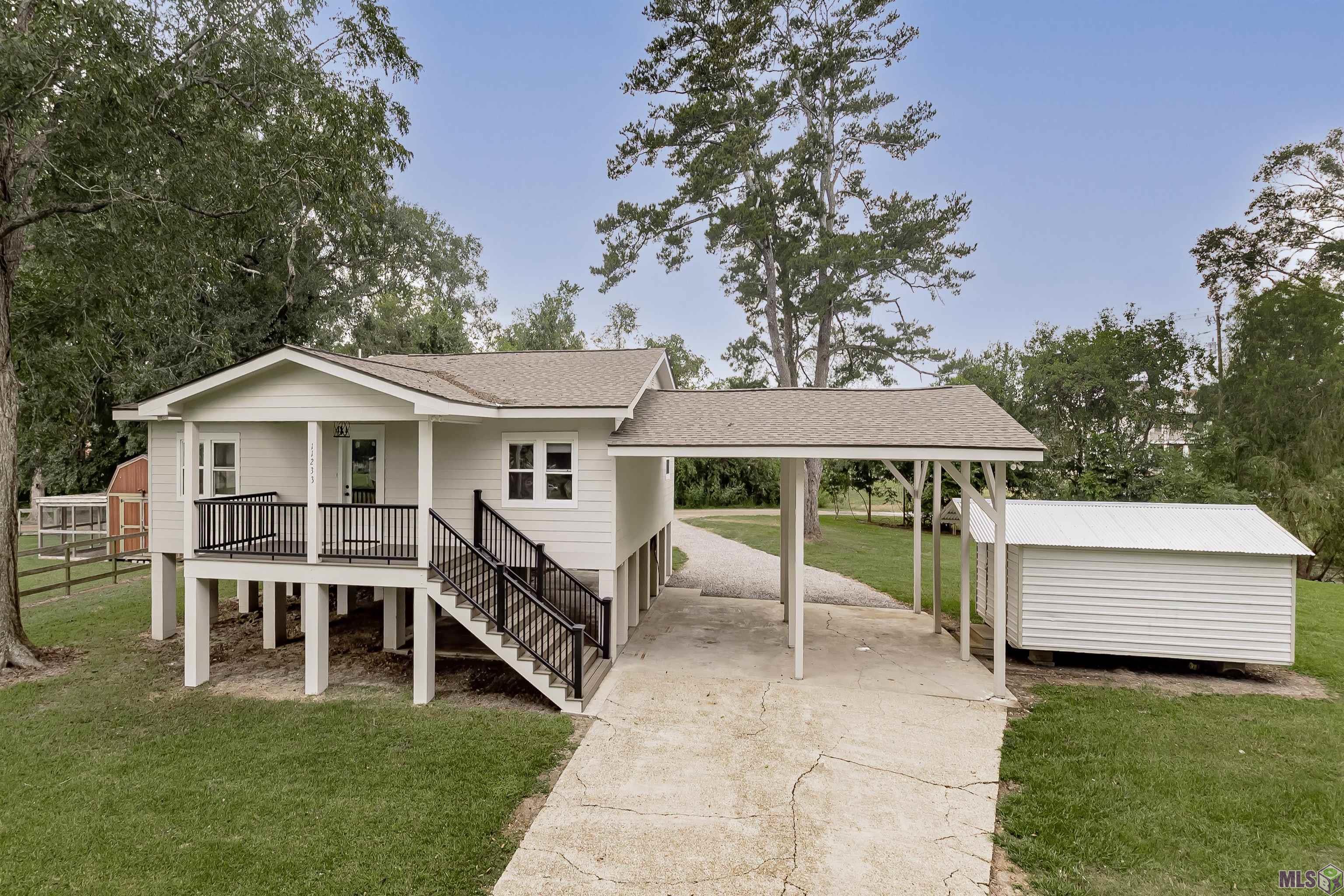 11233 Stringer Bridge Road St. Amant, LA 70774 - Photo 1 of 24