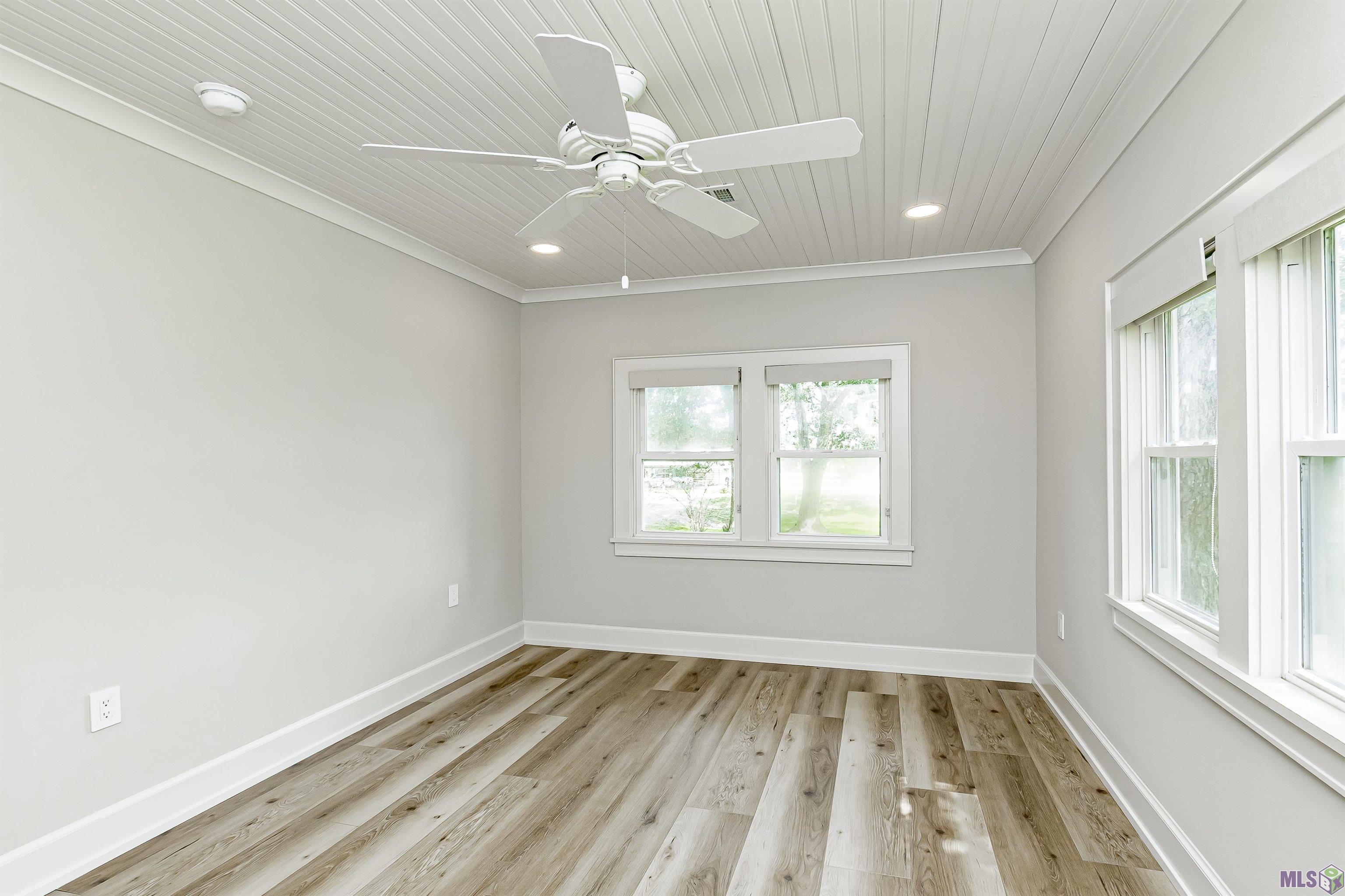 11233 Stringer Bridge Road St. Amant, LA 70774 - Photo 16 of 24