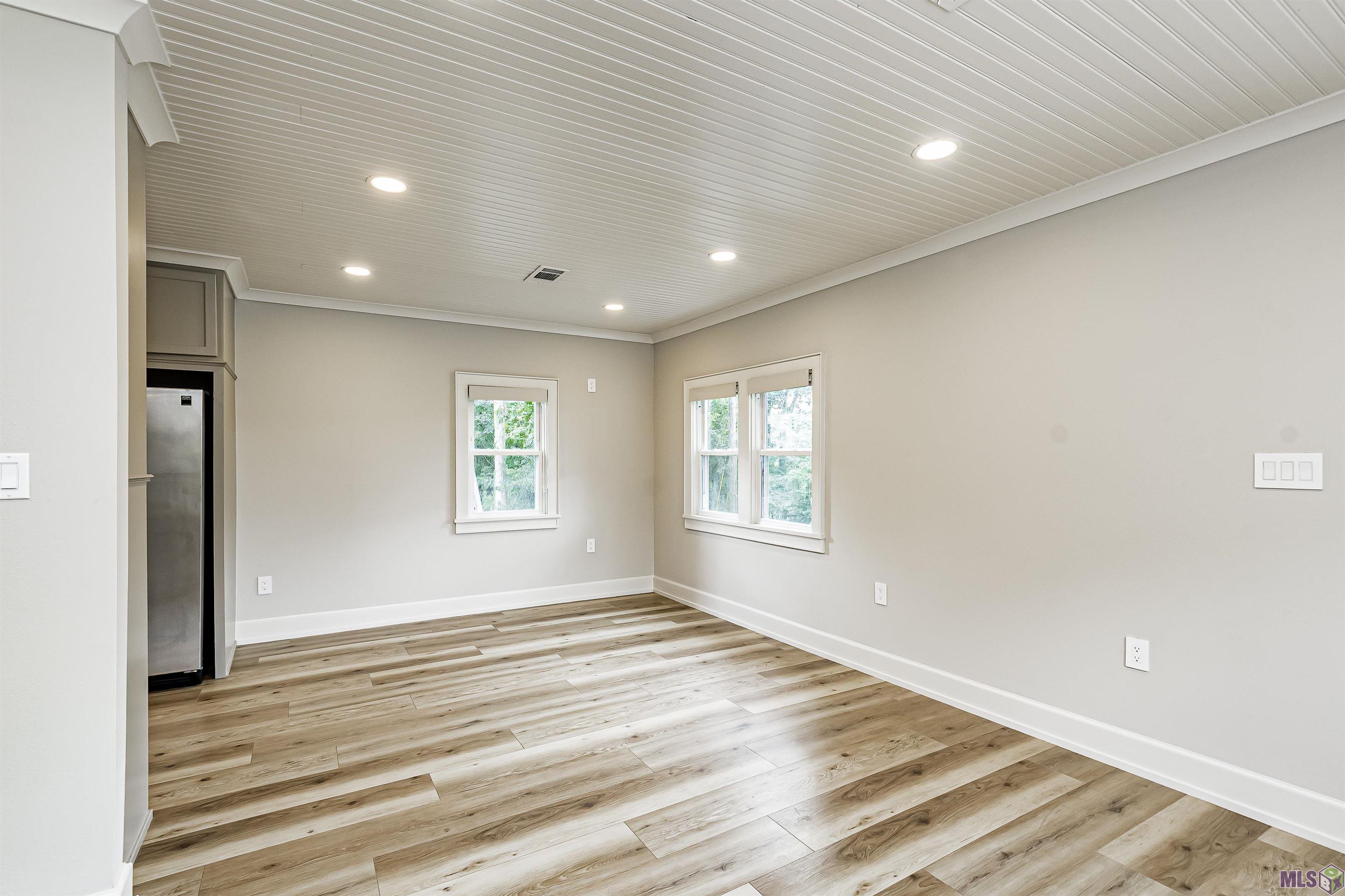 11233 Stringer Bridge Road St. Amant, LA 70774 - Photo 18 of 24