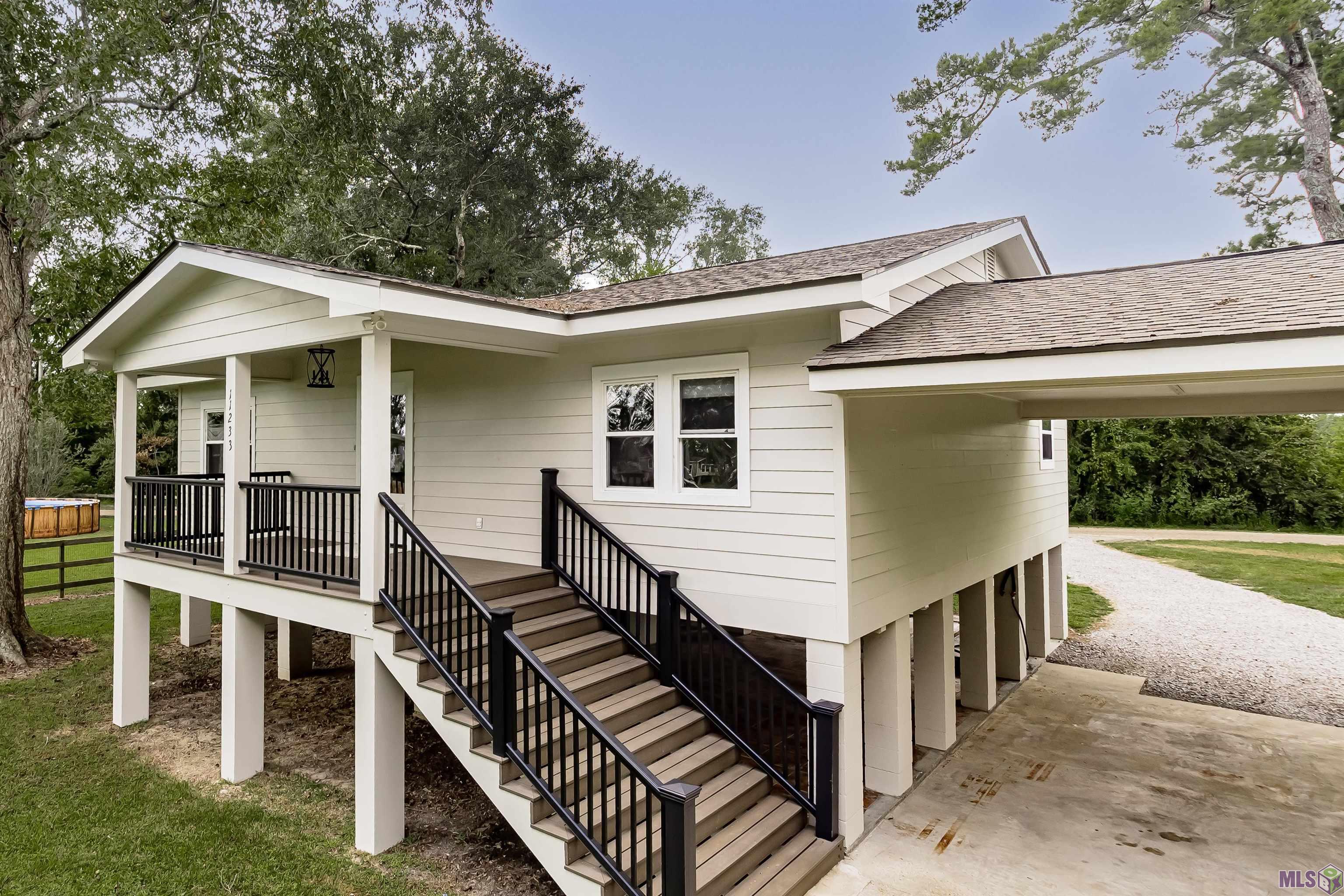 11233 Stringer Bridge Road St. Amant, LA 70774 - Photo 2 of 24