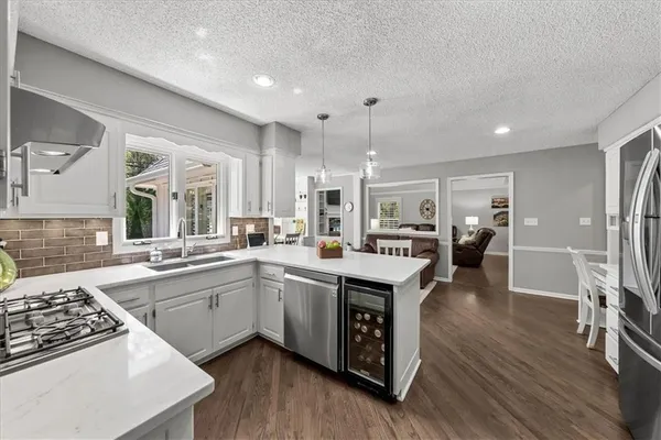 $750,000 | 12028 Ballentine Street, Overland Park, KS 66213