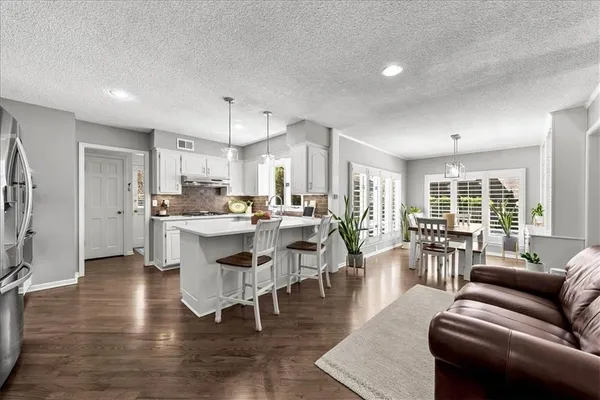 $750,000 | 12028 Ballentine Street, Overland Park, KS 66213