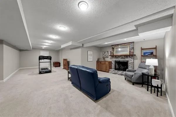 $750,000 | 12028 Ballentine Street, Overland Park, KS 66213
