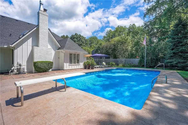 $750,000 | 12028 Ballentine Street, Overland Park, KS 66213