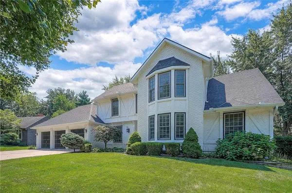 $750,000 | 12028 Ballentine Street, Overland Park, KS 66213