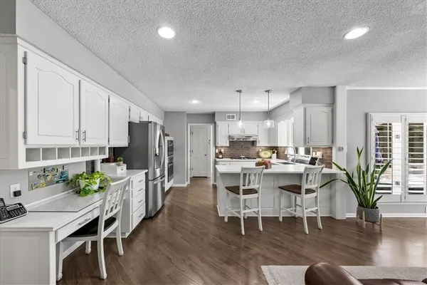 $750,000 | 12028 Ballentine Street, Overland Park, KS 66213