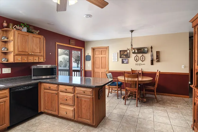 $399,900 | 1535 Highway 76, Houston, MN 55943