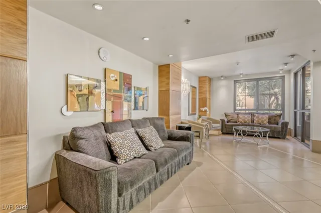 $188,000 | 29 Montelago Boulevard, Unit 437, Henderson, NV 89011