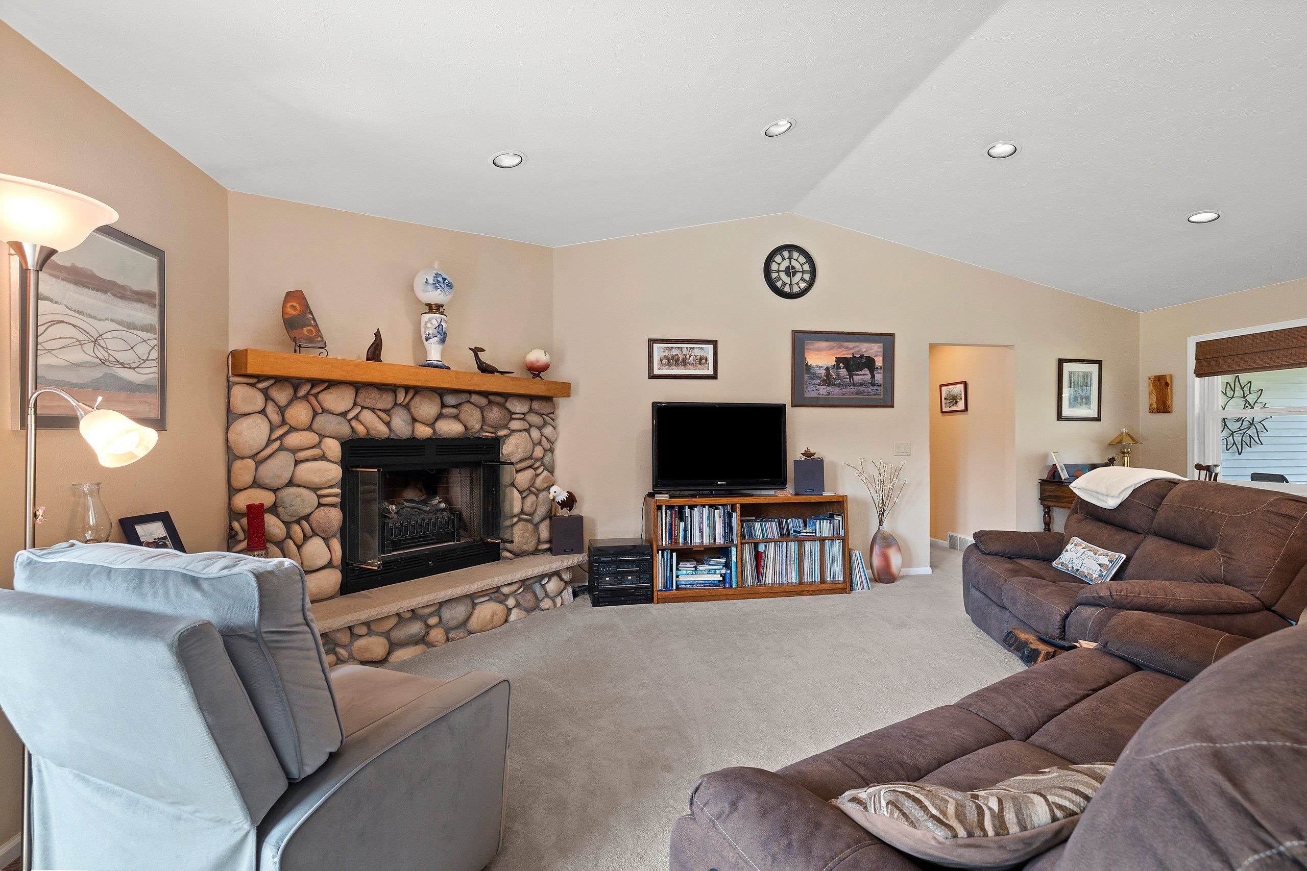 N831 Rabbit Road Fremont, WI 54940 - Photo 18 of 67 Gallery Image 18