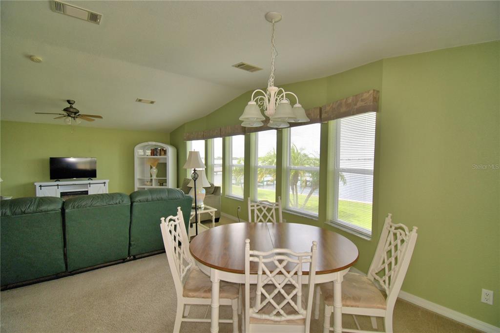 492 Lakeside Ranch Circle Winter Haven, FL 33881 - Photo 10 of 56