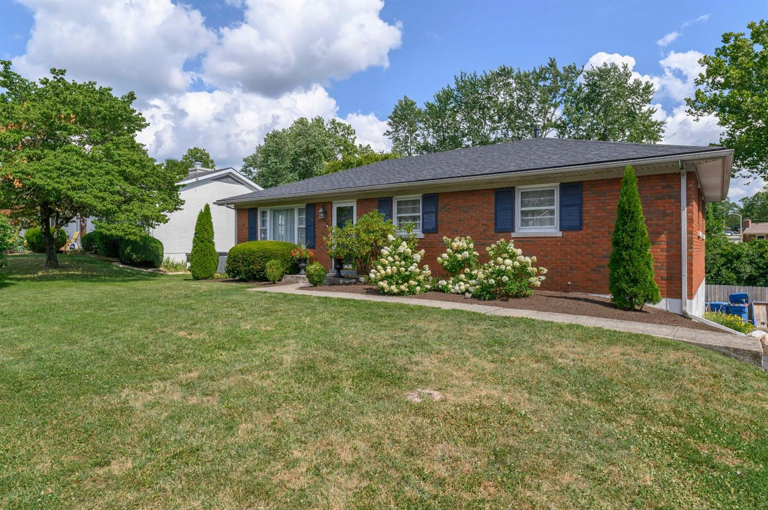 3424 Stillwater Road Lexington, KY 40503 - Photo 3 of 55 Photo 3