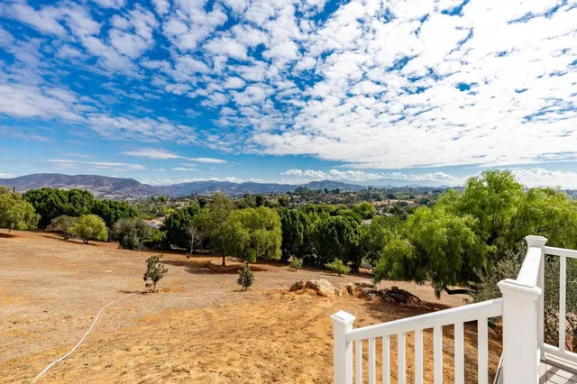 $909,000 | 812 Quail Hill Road, Fallbrook, CA 92028