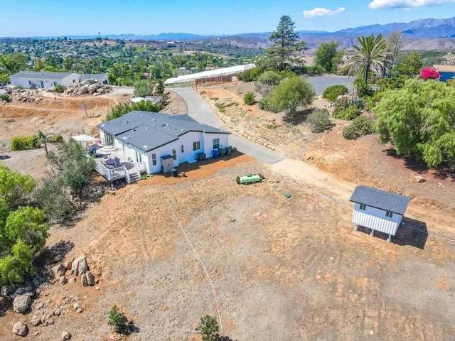 $909,000 | 812 Quail Hill Road, Fallbrook, CA 92028