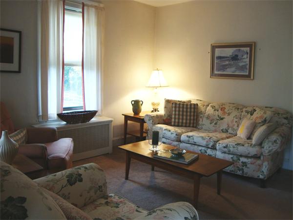 71 College Farm Road Waltham, MA 02451 - Photo 9 of 16 Gallery Image 9