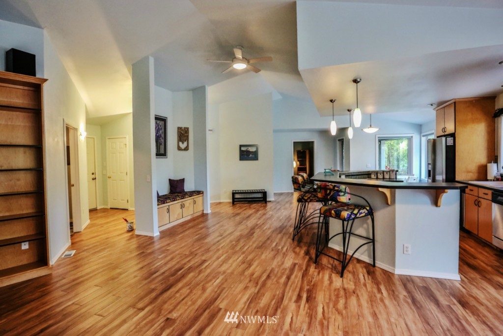 661 Cronquist Road Allyn, WA 98524 - Photo 12 of 24 Gallery Image 12