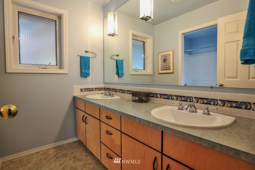 661 Cronquist Road Allyn, WA 98524 - Photo 18 of 24 Gallery Image 18