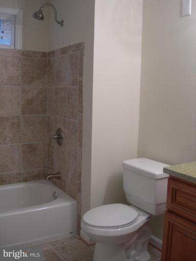 4029 Roberts Road Fairfax, VA 22032 - Photo 12 of 12 Bath #2