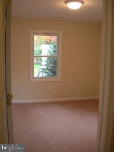 4029 Roberts Road Fairfax, VA 22032 - Photo 6 of 12 Bedroom #1