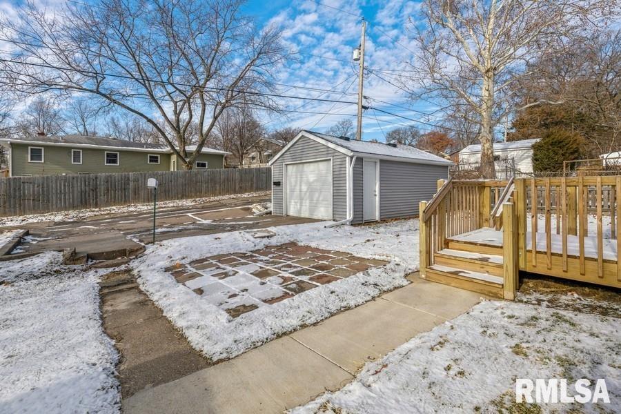 1708 Jersey Ridge Road Davenport, IA 52803 - Photo 12 of 13 Gallery Image 12