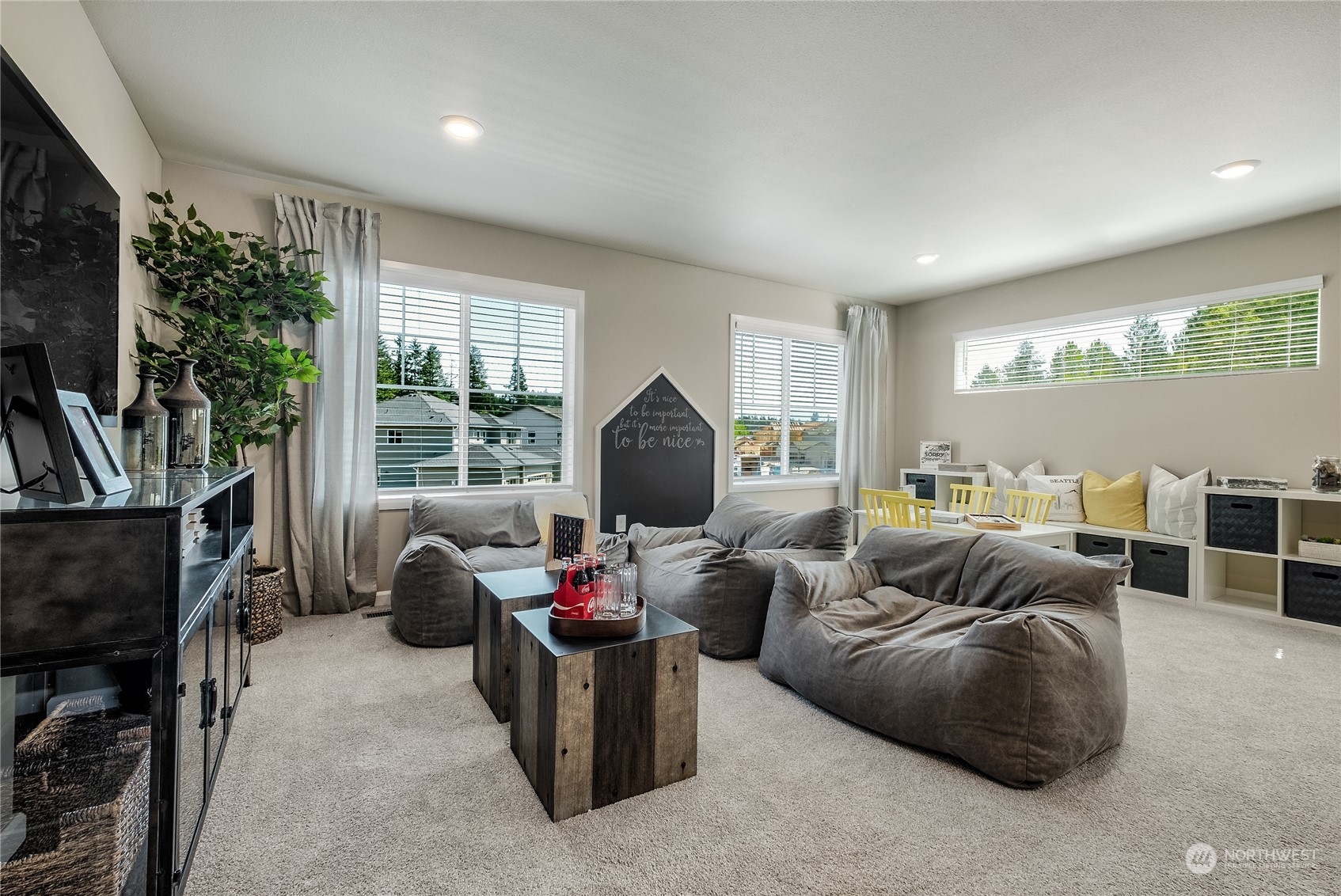 6004 135th Place Southwest, Unit 84 Edmonds, WA 98026 - Photo 16 of 23 Gallery Image 16