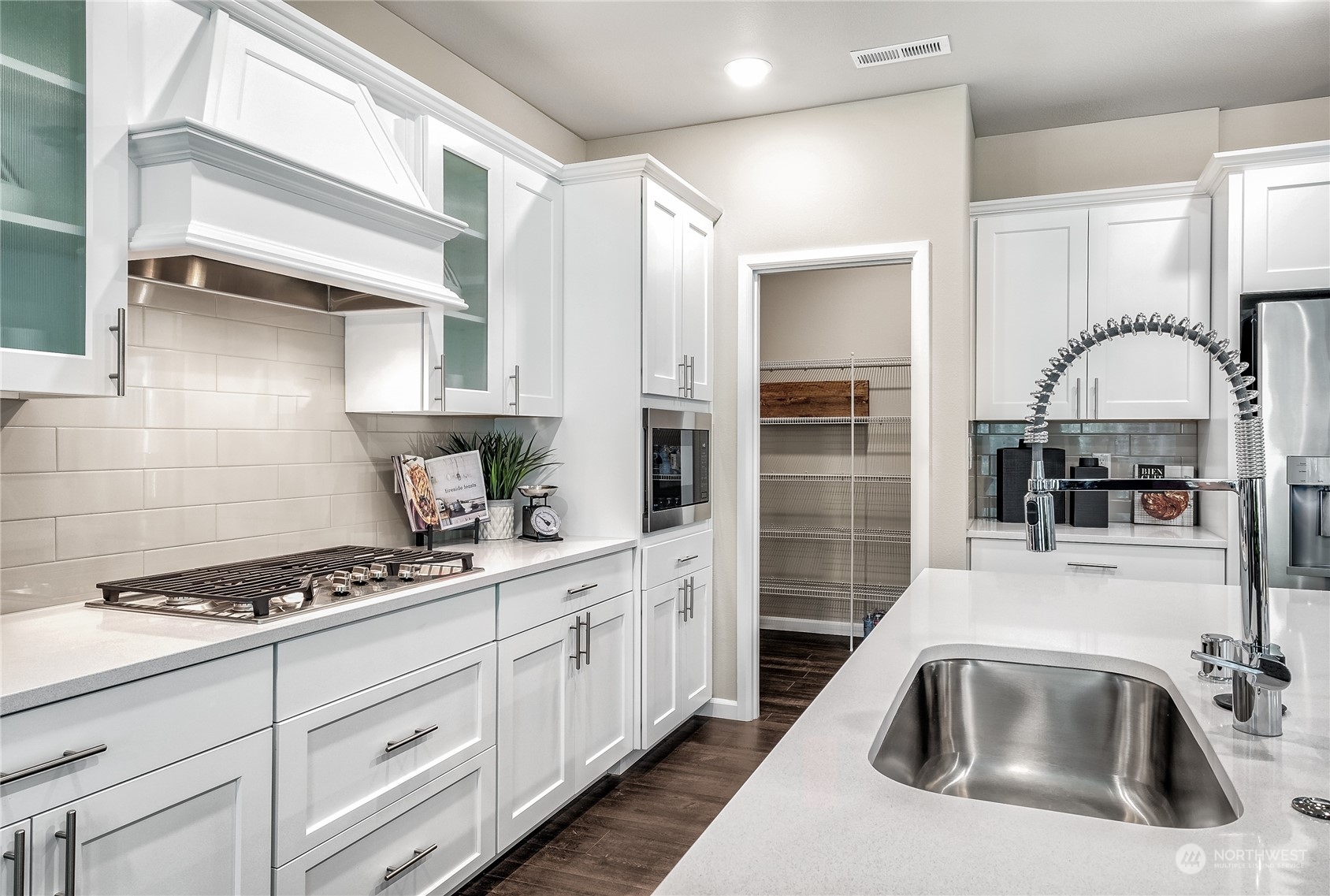6004 135th Place Southwest, Unit 84 Edmonds, WA 98026 - Photo 4 of 23 Gallery Image 4