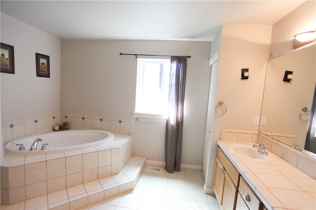 5507 Northeast 3rd Street Renton, WA 98059 - Photo 14 of 25