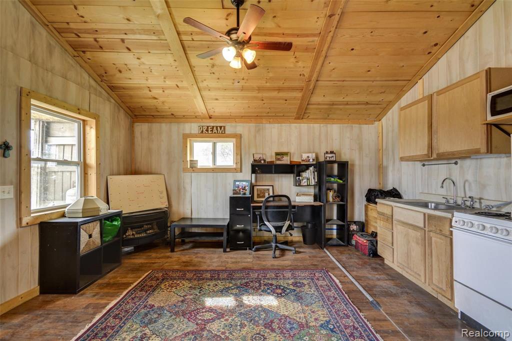 10572 Otter Road Carleton, MI 48117 - Photo 27 of 36 Gallery Image 27