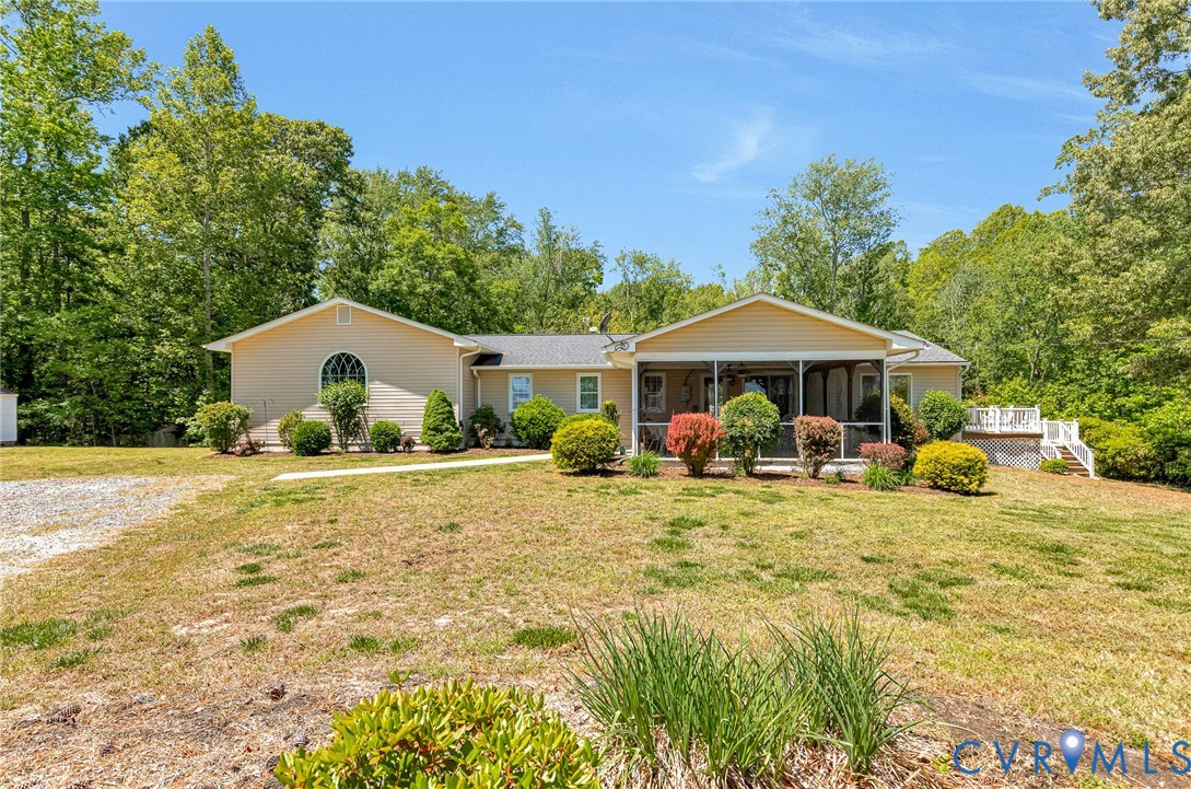 102 Riverside Drive Center Cross, VA 22437 - Photo 2 of 60
