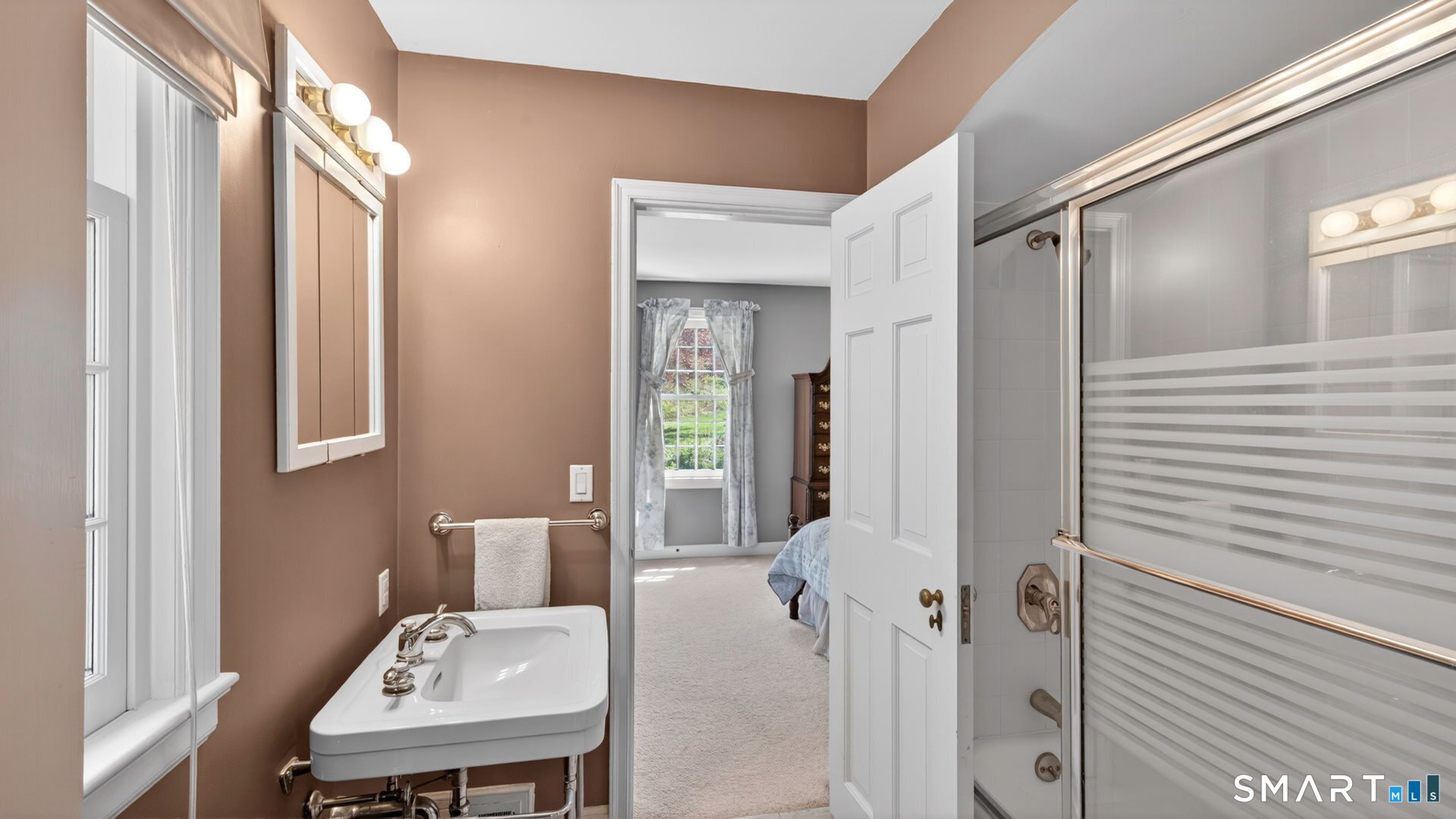 16 Pinnacle Mountain Road Simsbury, CT 06070 - Photo 30 of 38