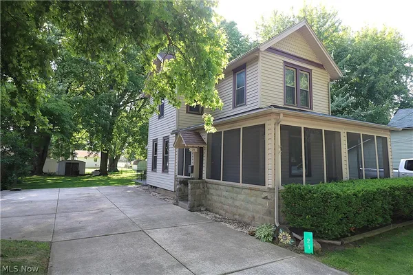 $169,900 | 21 Pearl Street, Norwalk, OH 44857