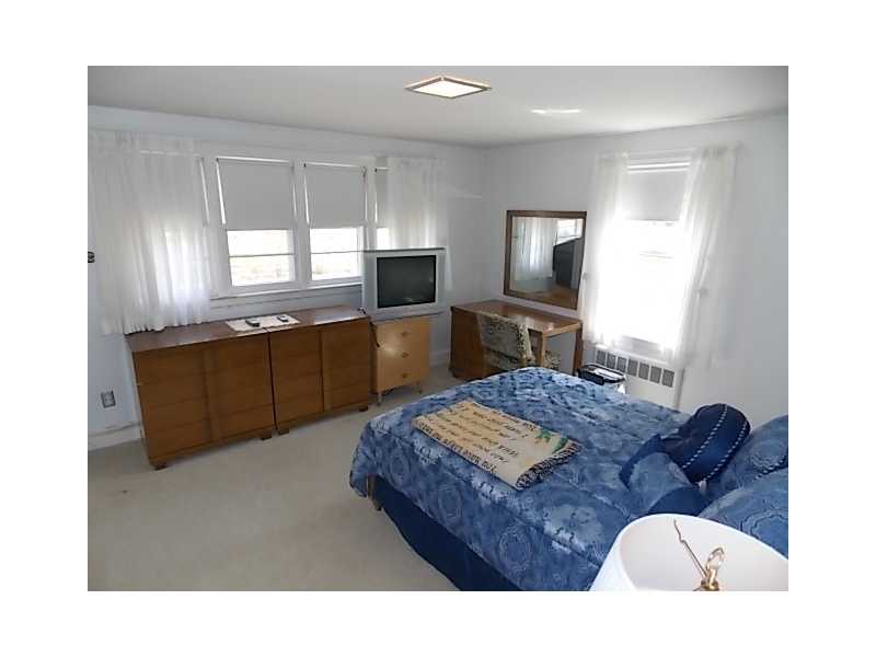 16 Katama Road Pawtucket, RI 02861 - Photo 7 of 8 Bedroom.