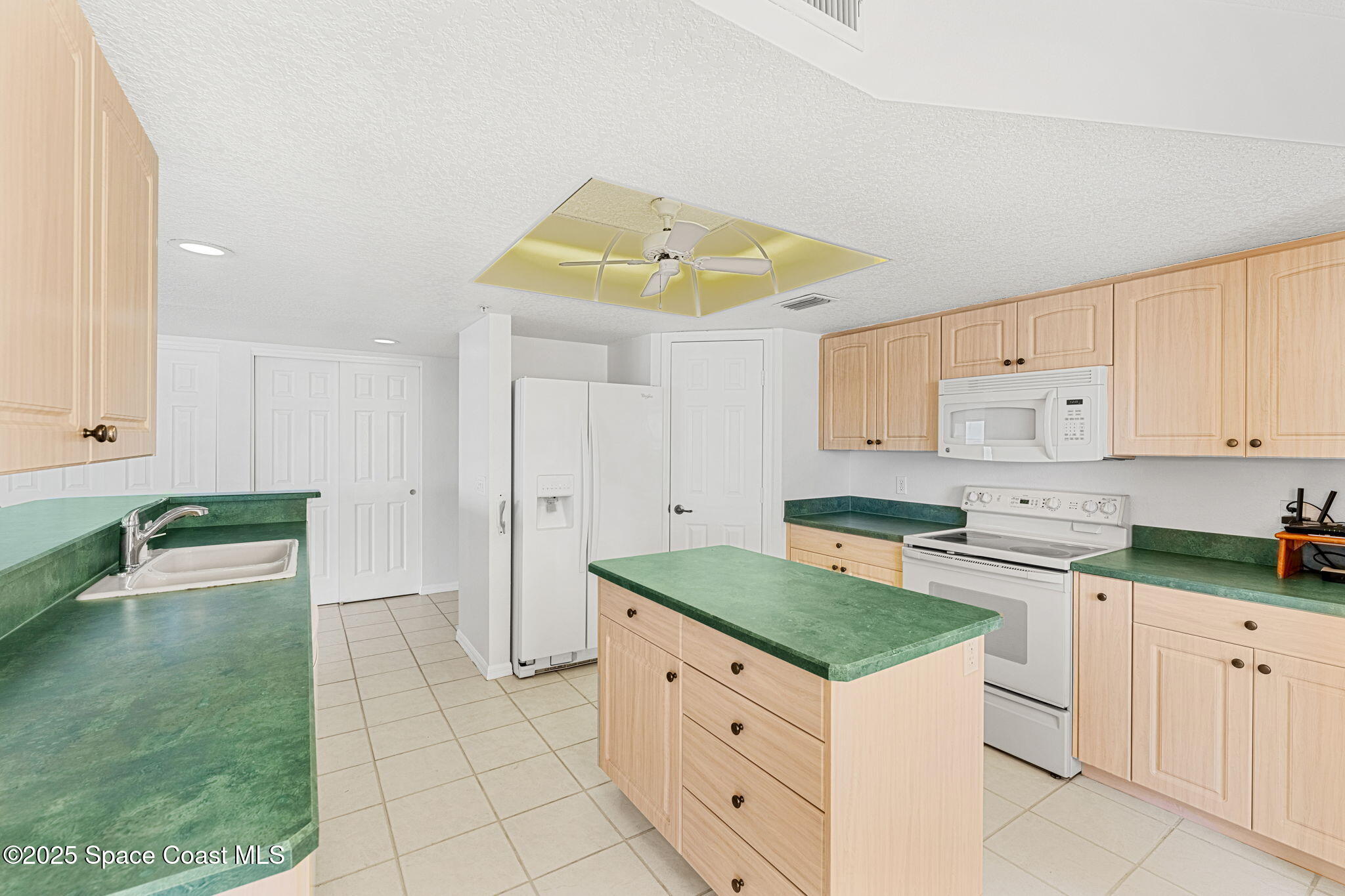 104 Riverside Drive, Unit 301 Cocoa, FL 32922 - Photo 11 of 93 Kitchen Views