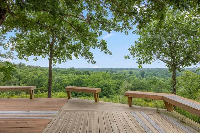 $2,300,000 | 4732 West Highway 79, Franklin, TX 77856