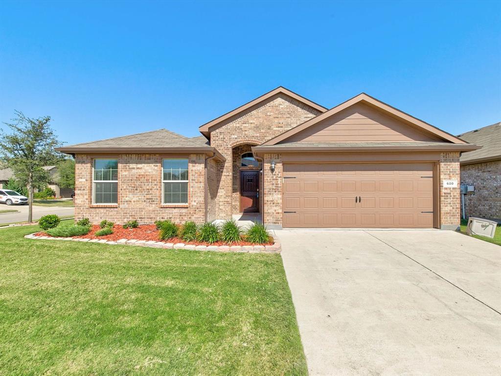 600 Cameron Way Azle, TX 76020 - Photo 1 of 1 Gallery Image 1
