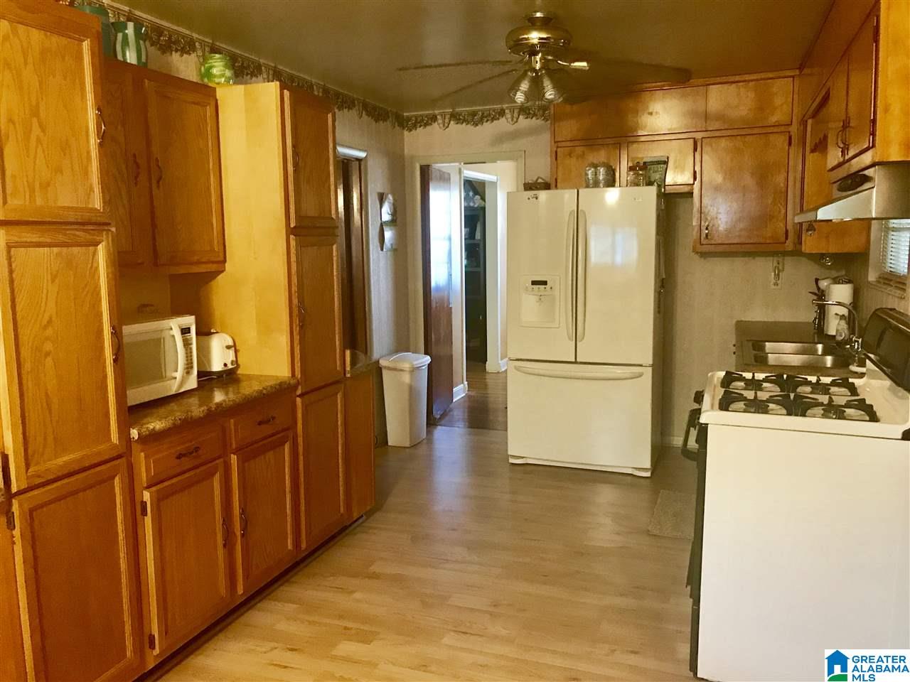 3729 Viola Avenue Southwest Birmingham, AL 35221 - Photo 14 of 27