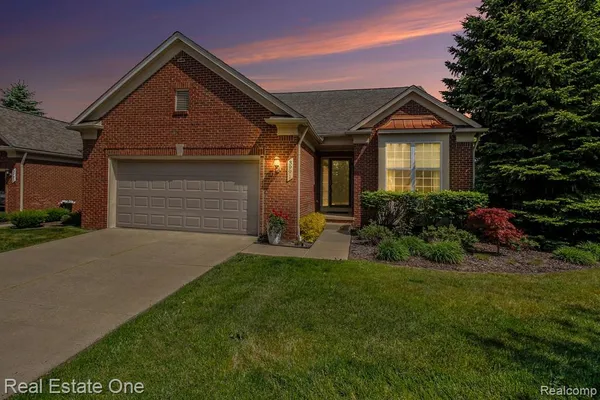 $425,000 | 3991 Rainier Drive, Unit 1, Howell, MI 48843