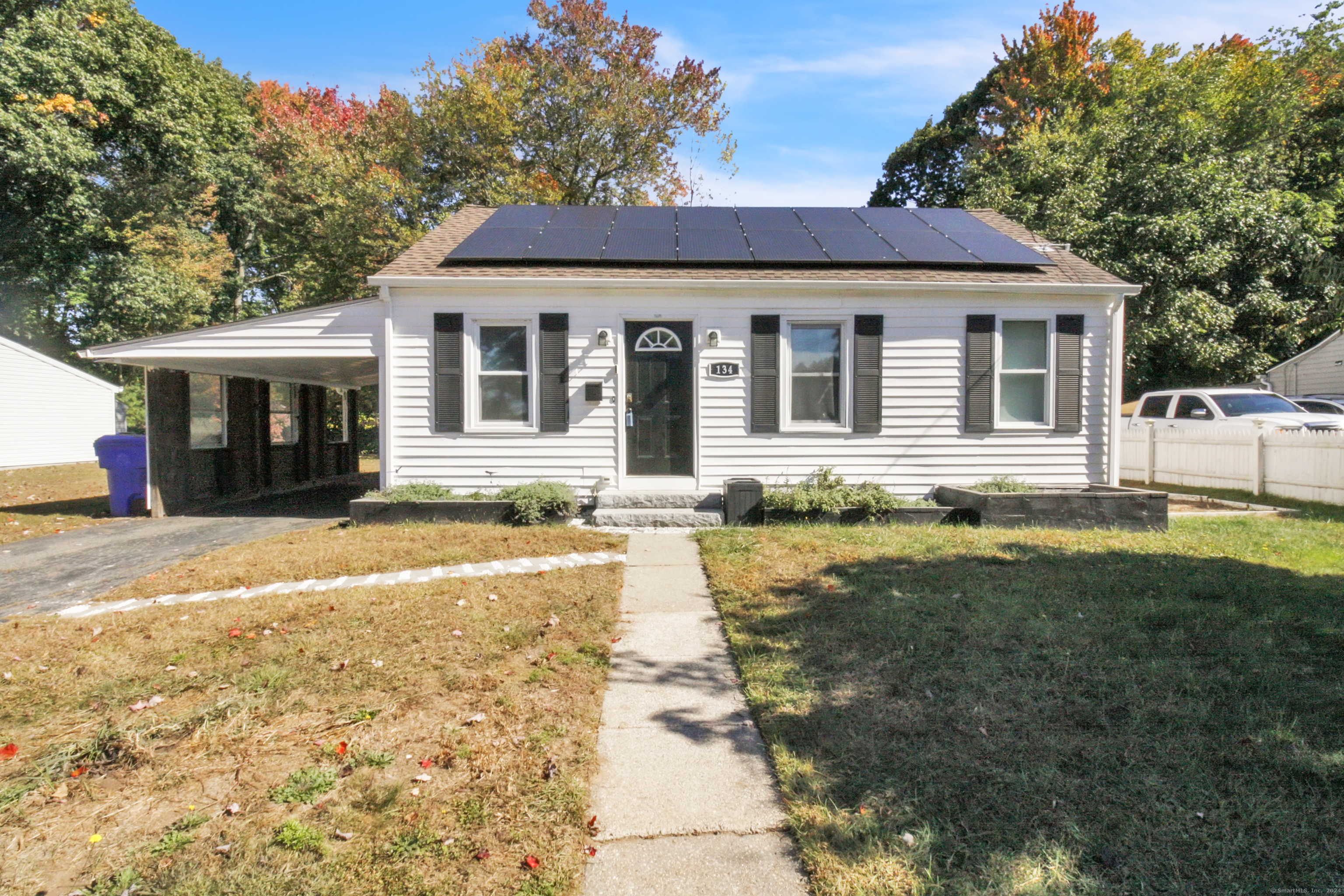 134 Handel Road East Hartford, CT 06118 - Photo 1 of 1 Gallery Image 1