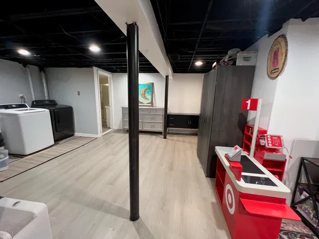 $332,500 | 1116 Symes Court, Royal Oak, MI 48067