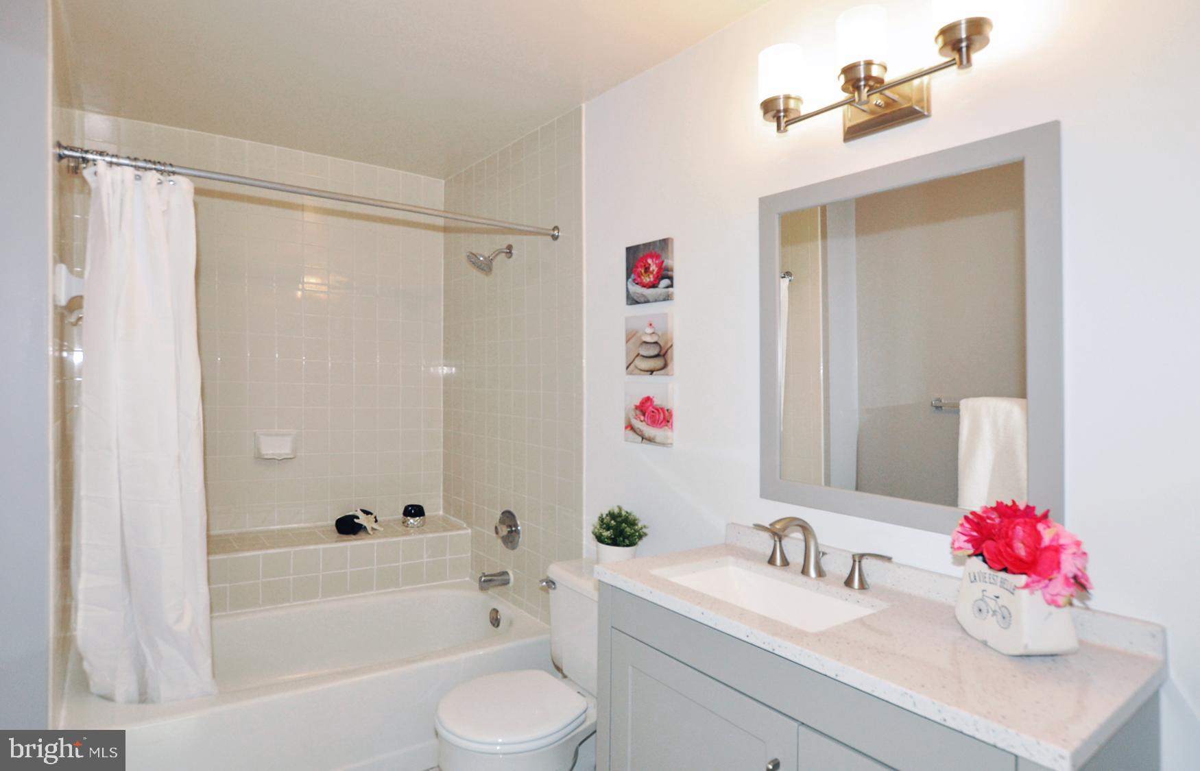 5447 Grove Ridge Way, Unit 115 Rockville, MD 20852 - Photo 28 of 36 Bath #2 en-suite with Bedroom #2