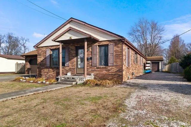 $210,000 | 104 North Walters Street, Fort Branch, IN 47648