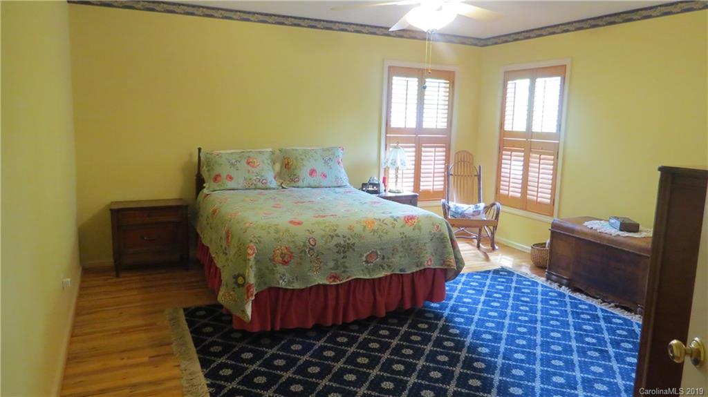 76 Bridgette Loop Road Hendersonville, NC 28791 - Photo 6 of 21 Gallery Image 6