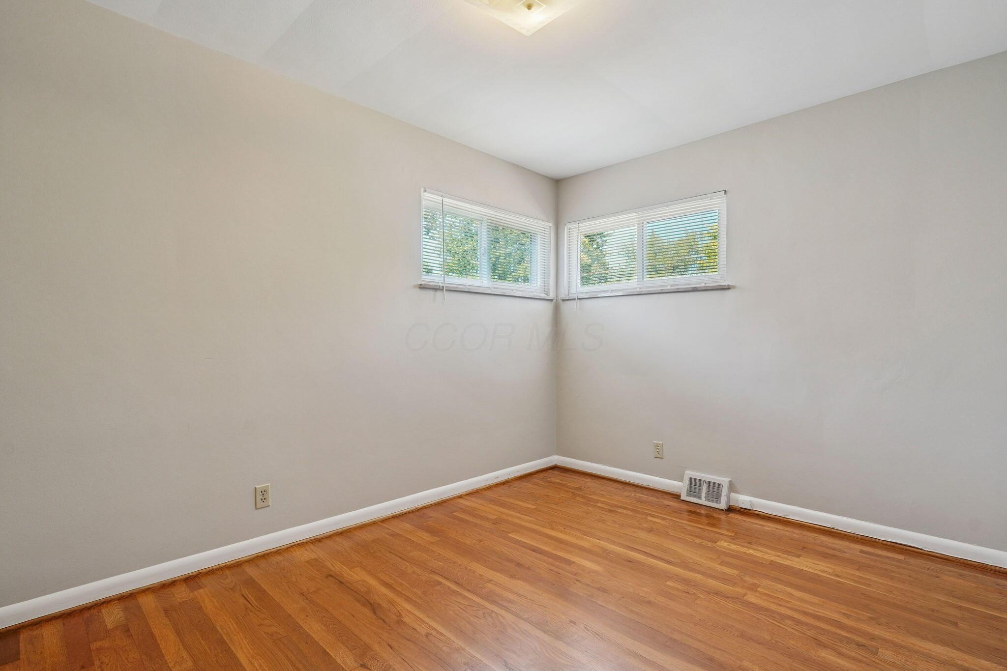 2276 Shrewsbury Road Columbus, OH 43221 - Photo 12 of 25 13-web-or-mls-2276-shrewsbury-rd