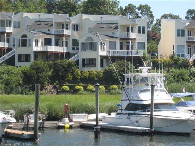 Waterfront/Dock/Pier.