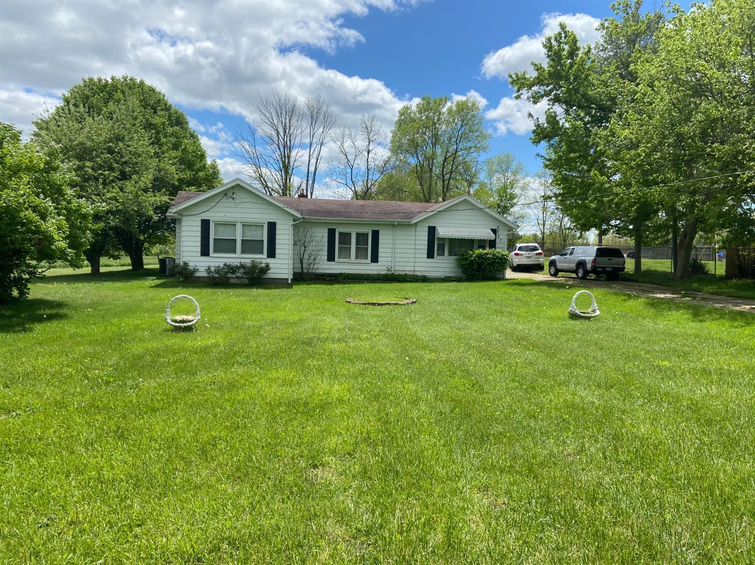 8527 Keister Road Germantown, OH 45327 - Photo 1 of 20