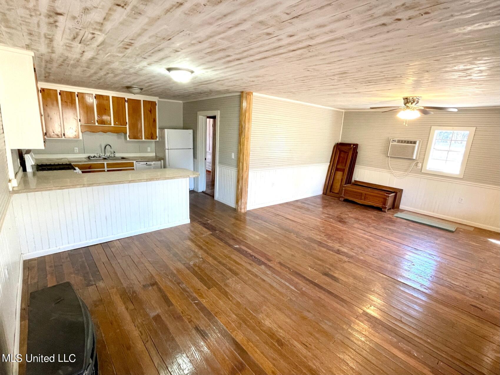 273 Horn Road Carthage, MS 39051 - Photo 12 of 15 IMG_4185