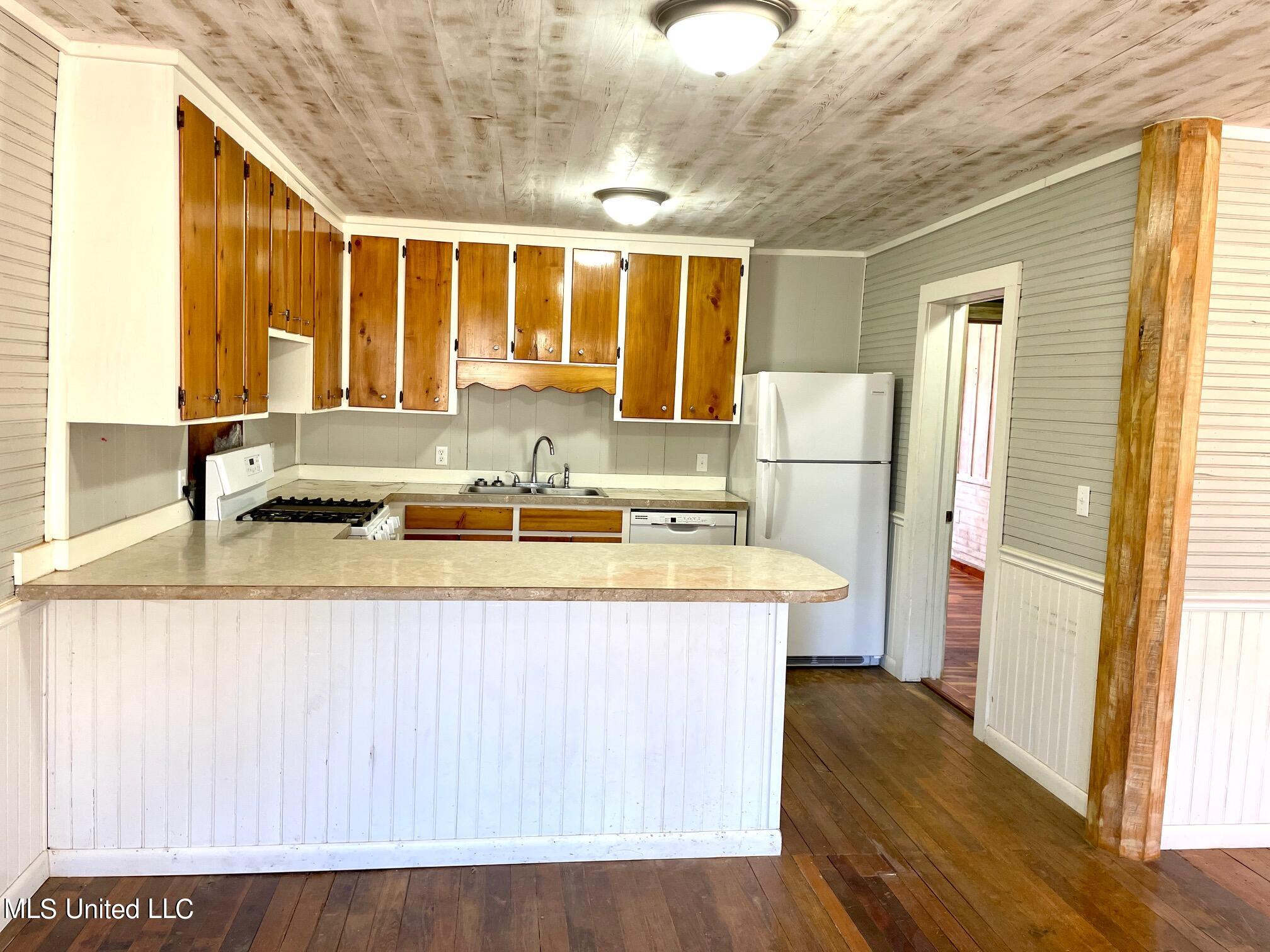 273 Horn Road Carthage, MS 39051 - Photo 14 of 15 IMG_4173