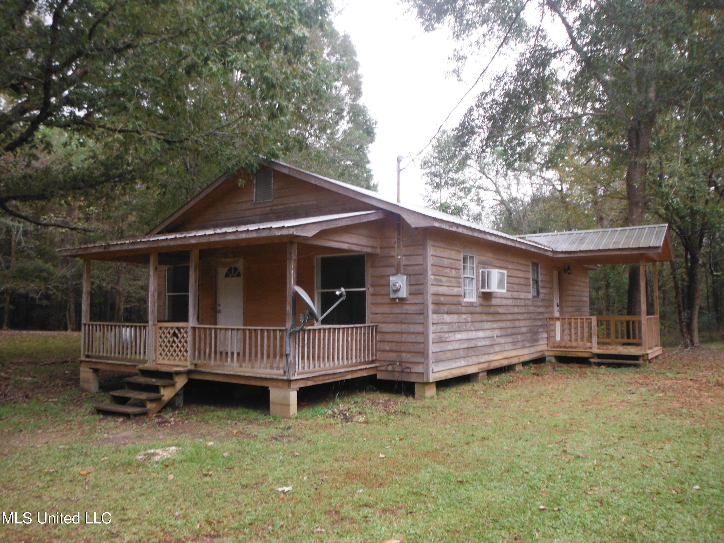 273 Horn Road Carthage, MS 39051 - Photo 2 of 15 Front