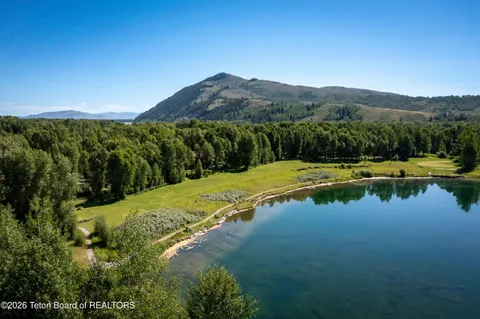 $17,500,000 | 3125 Tucker Ranch Road, Wilson, WY 83014