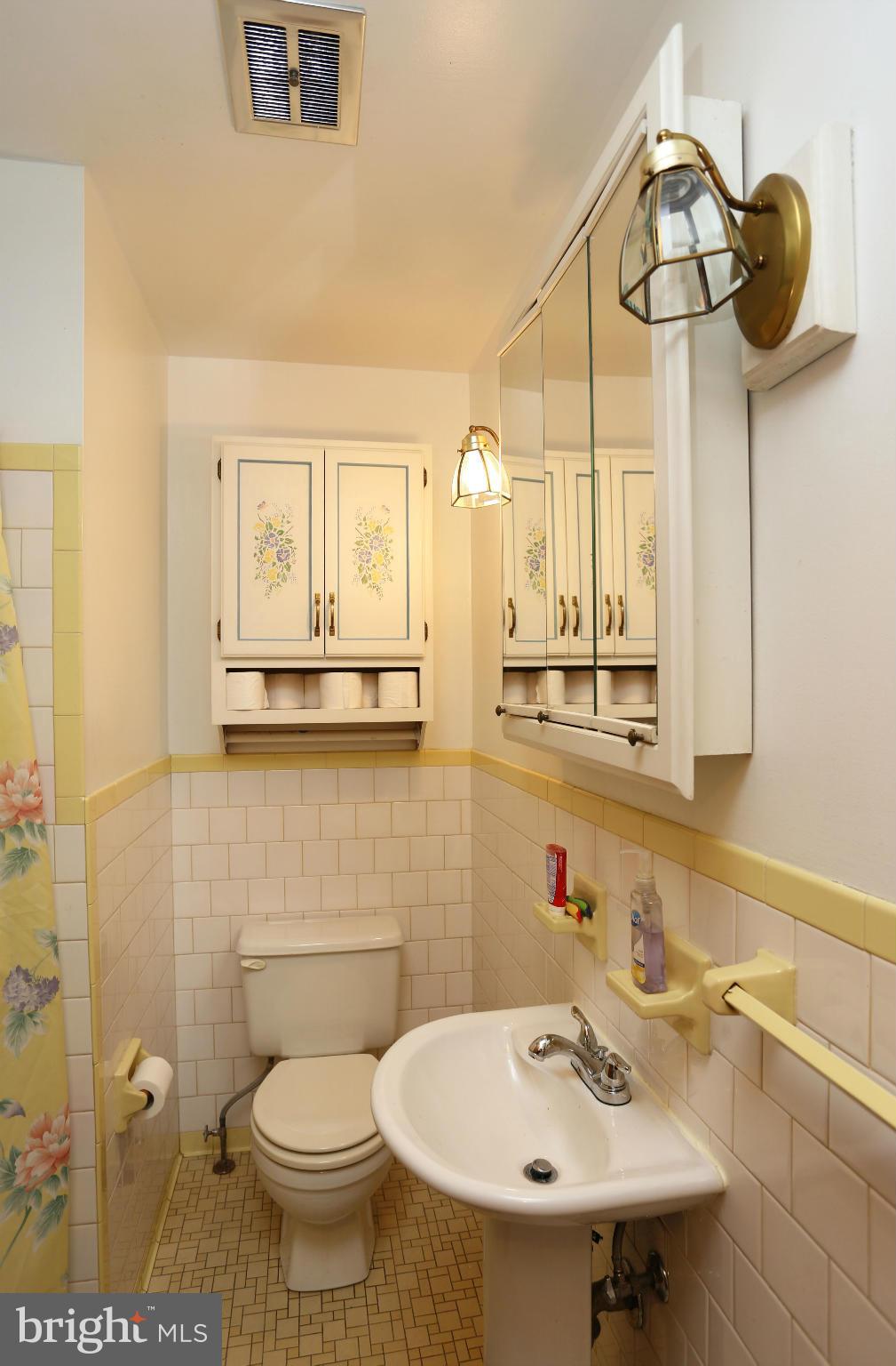7980 Old Telegraph Road Severn, MD 21144 - Photo 14 of 30 Bath