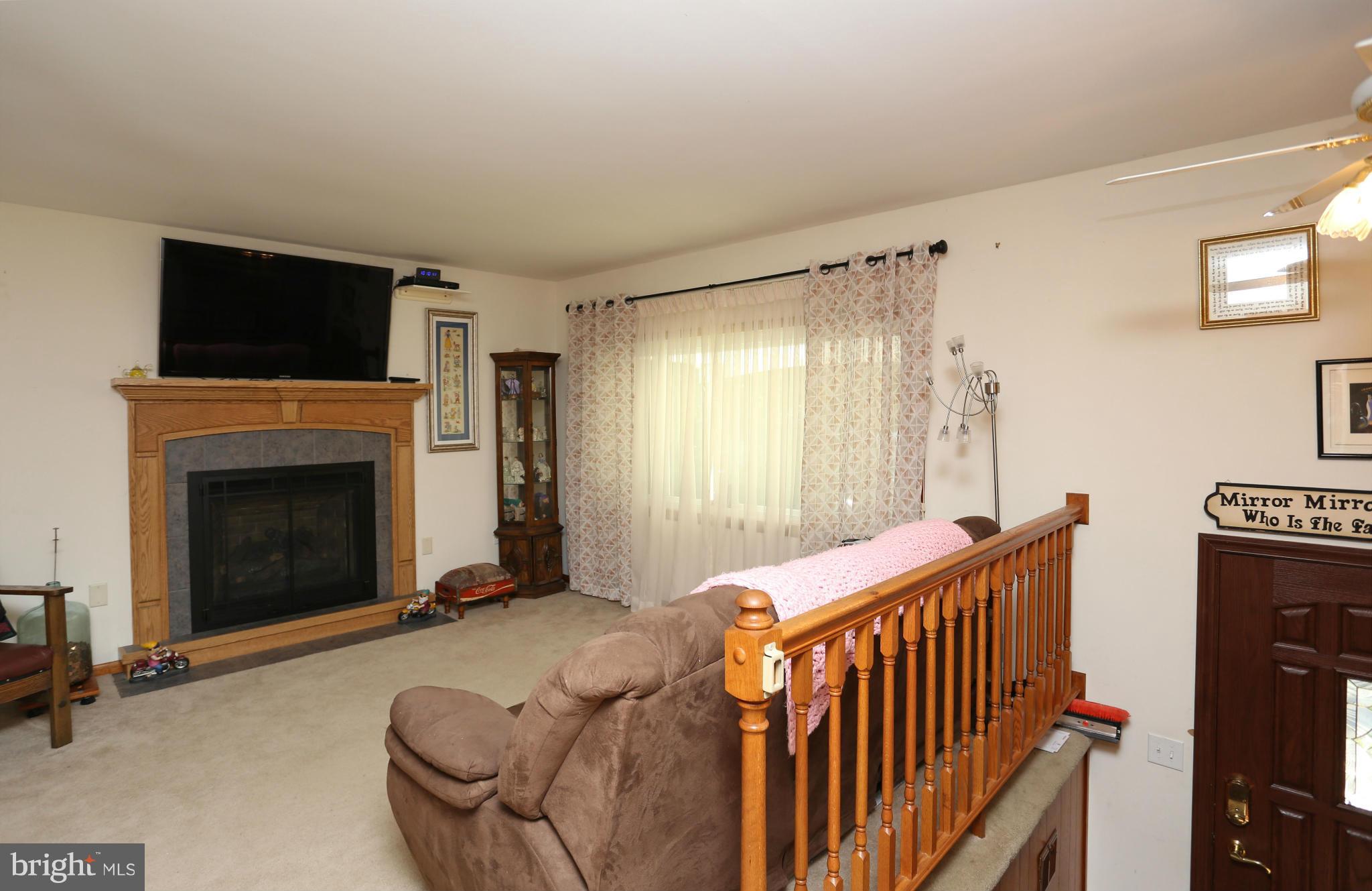 7980 Old Telegraph Road Severn, MD 21144 - Photo 5 of 30 Living Room